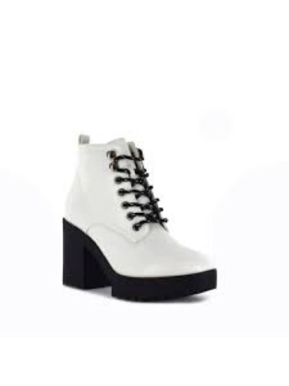 Women’s Seven7 Flatiron White Vegan Leather Combat Boots Size 10 US!